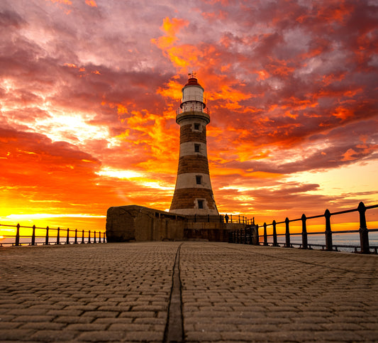 Sunrise at Roker pier